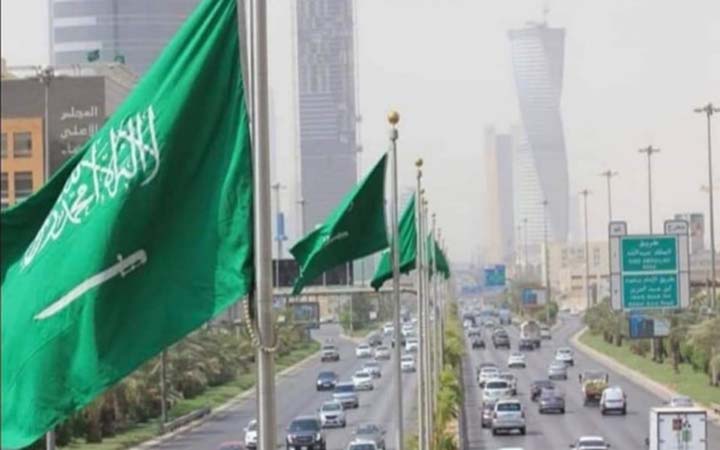 রোববার থেকে সৌদি আরবে কারফিউ প্রত্যাহার