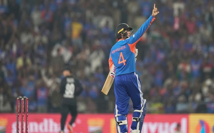 ২২ বলে ফিফটি করে ভারতের ব্যাটারের বিশ্ব রেকর্ড