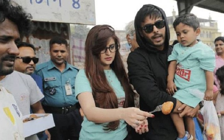 শুটিং থেকে ফিরে সিয়াম-পরীমনিরা ‘হোম কোয়ারেন্টিনে’