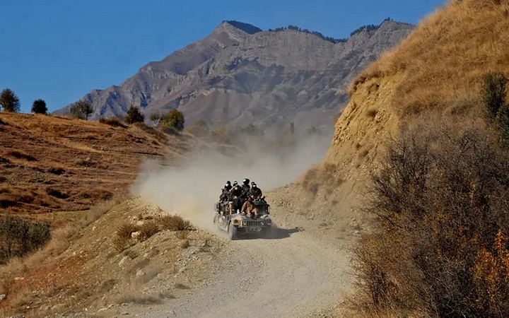 পাকিস্তানে সন্ত্রাসী হামলায় প্যারামিলিটারি-পুলিশসহ ২৩ জন নিহত