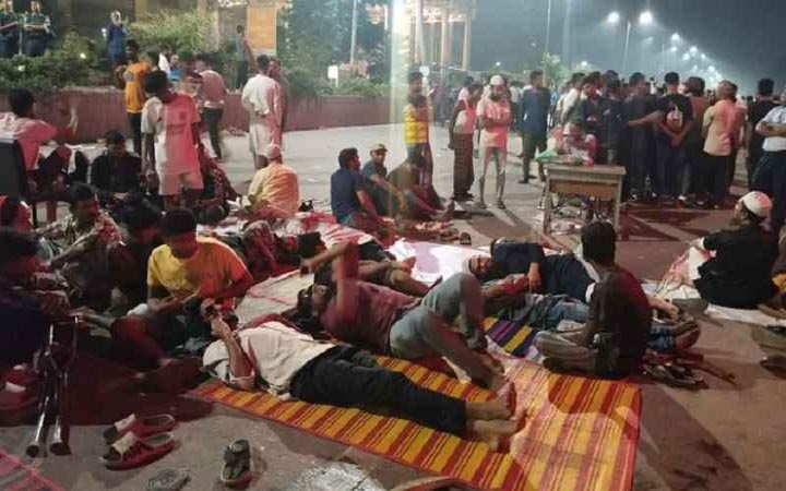 চার উপদেষ্টার আশ্বাসে হাসপাতালে ফিরে গেলেন আহতরা