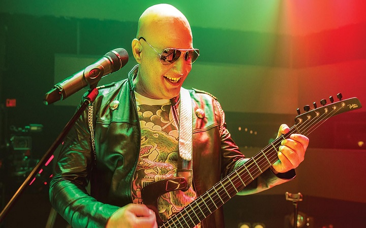 ফের ঢাকায় মঞ্চ মাতাবেন আলি আজমত