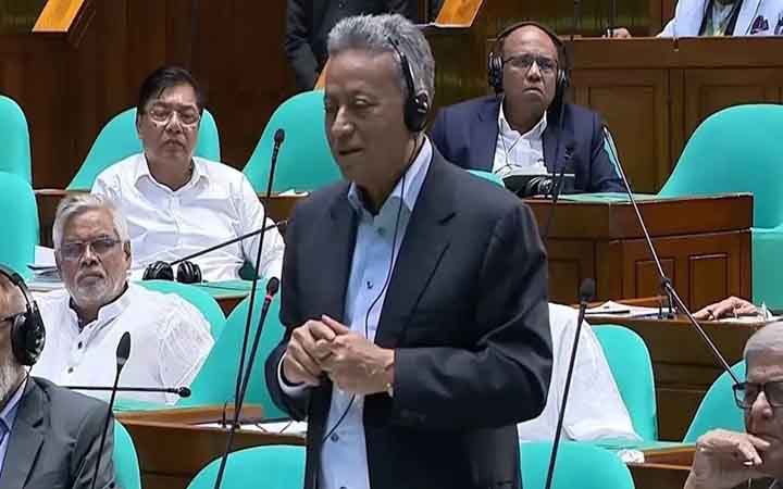 ‘বাংলাদেশ ব্যাংক জনগণের কাছে চাঁদ’, এমপি মনিরুলের মন্তব্যে যে জবাব দিলেন অর্থমন্ত্রী
