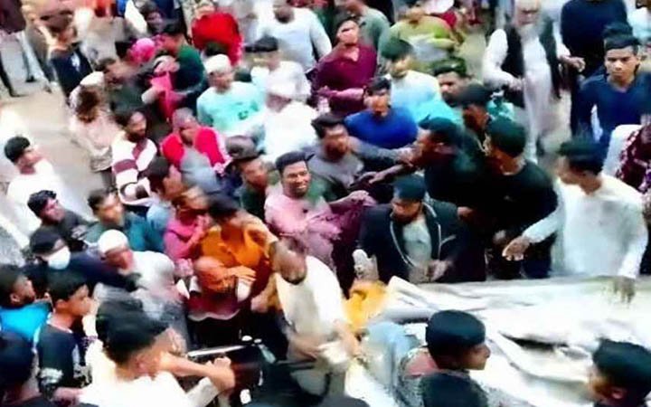 ফতুল্লায় এমপি প্রার্থী ও তার নেতাকর্মীদের ওপর হামলায় আহত ৬