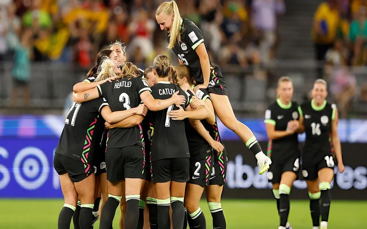 এএফসি নারী এশিয়ান কাপ: চীনকে হারিয়ে ফাইনালে অস্ট্রেলিয়া