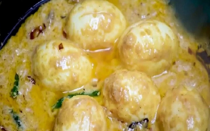 বানিয়ে ফেলুন বাদশাহী ডিম কোর্মা