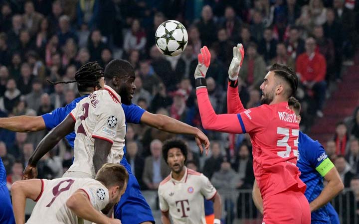 ৯-২ গোলের বিশাল জয়ে ইতিহাস গড়লো বায়ার্ন