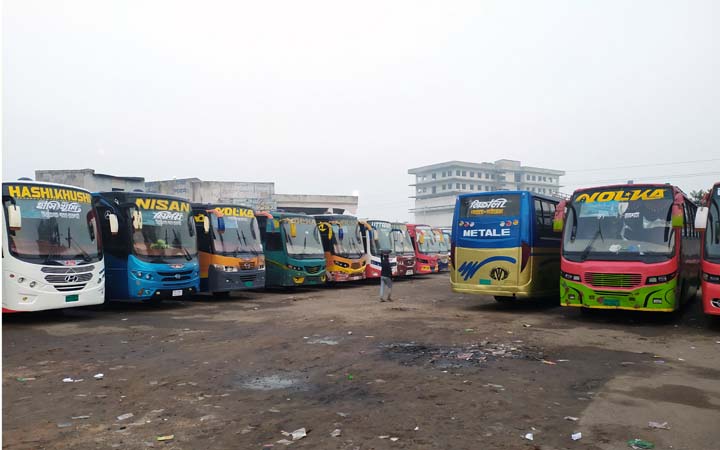 প্রশাসনের আশ্বাসে সোমবার পর্যন্ত পাবনার পরিবহণ ধর্মঘট স্থগিত