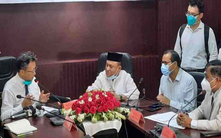 রোহিঙ্গাদের দ্রুত প্রত্যাবাসনের চেষ্টা করছে চীন : রাষ্ট্রদূত লি জিমিং