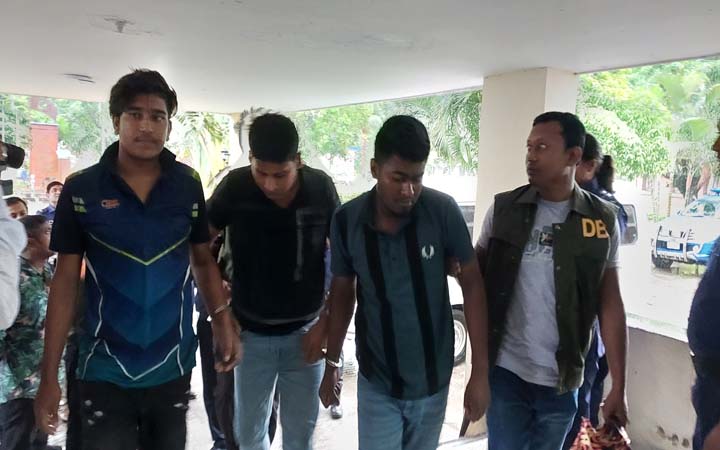 জমি নিয়ে বিরোধে আ.লীগ নেতা সায়দারকে হত্যার মিশনে জড়িত অস্ত্রসহ গ্রেপ্তার ৬