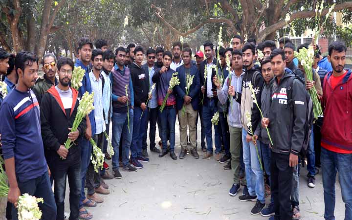 ইসলামী বিশ্ববিদ্যালয়ের প্রথম বর্ষের ক্লাস শুরু