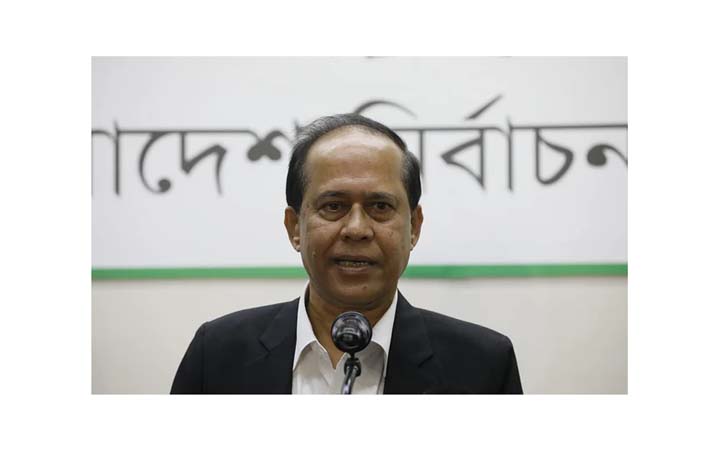 ইভিএম নিয়ে এখন পর্যন্ত কেউ তথ্যনির্ভর অভিযোগ করেনি : সিইসি