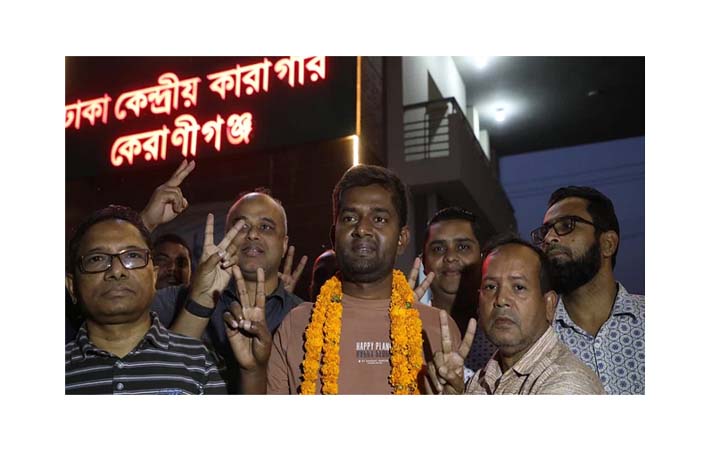 সাংবাদিক শামসুজ্জামান কারামুক্ত