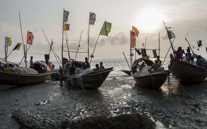 সমুদ্রে ৬৫ দিন মাছ ধরা নিষেধ