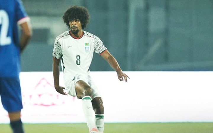 বাংলাদেশের ডিফেন্সের ভুলে নেপাল এগিয়ে