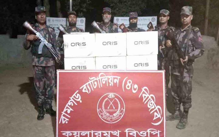 চট্টগ্রামে ৪০০ কার্টুন ভারতীয় সিগারেট জব্দ