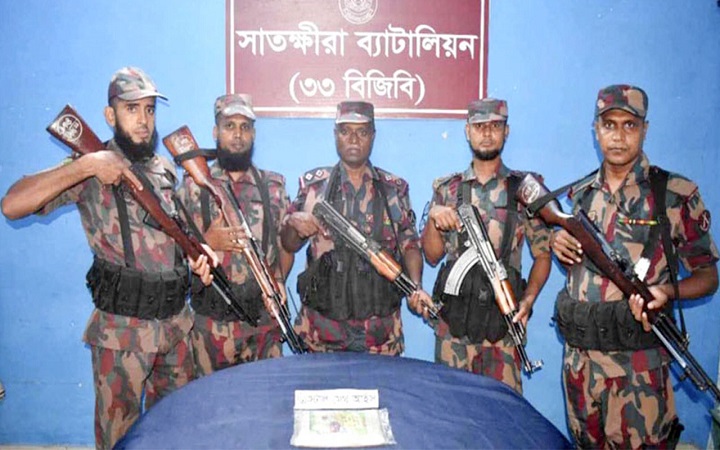 সাতক্ষীরায় ৫ কোটি টাকার ক্রিস্টাল মেথ উদ্ধার