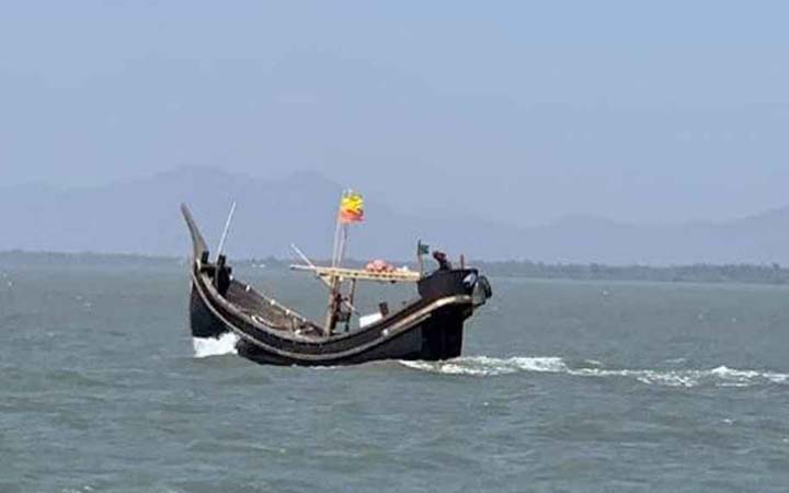 ৫ বাংলাদেশিকে ধরে নিয়ে গেছে আরাকান আর্মি