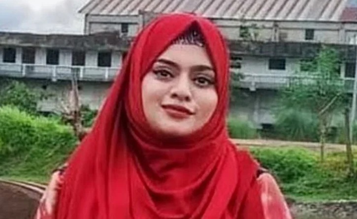 অভয়নগরে নদীতে গোসলে নেমে তরুণী নিখোঁজ