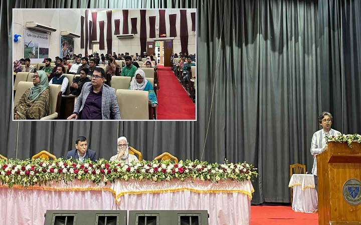 বাকৃবিতে উচ্চশিক্ষা ও স্কলারশিপ সেমিনার