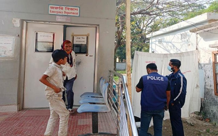 বঙ্গোপসাগরে দুই ট্রলারের সংঘর্ষে জেলে নিহত, নিখোঁজ ১