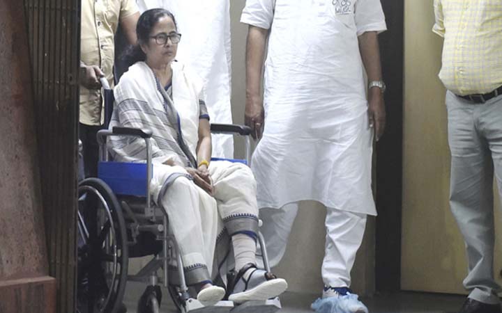 খেলা হবে, হুঁশিয়ারি মমতার