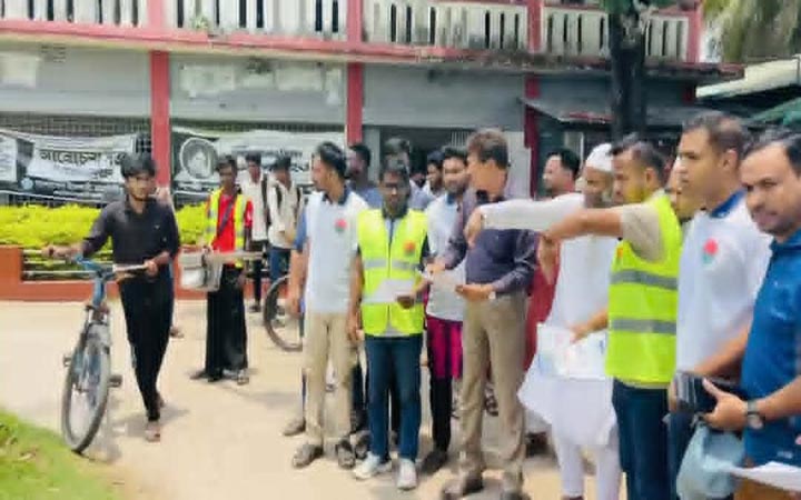 লক্ষ্মীপুরে ডেঙ্গু প্রতিরোধে মাঠে ছাত্রদল