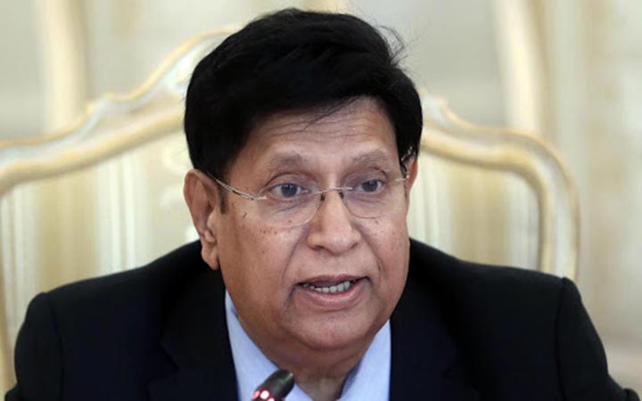 বাংলাদেশ একা রোহিঙ্গাদের দায়িত্ব নিতে পারে না : পররাষ্ট্রমন্ত্রী