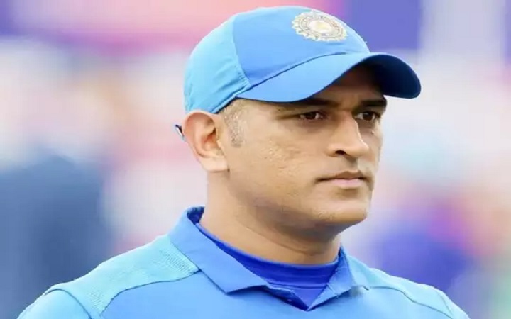 আন্তর্জাতিক ক্রিকেটকে বিদায় জানালেন ধনী