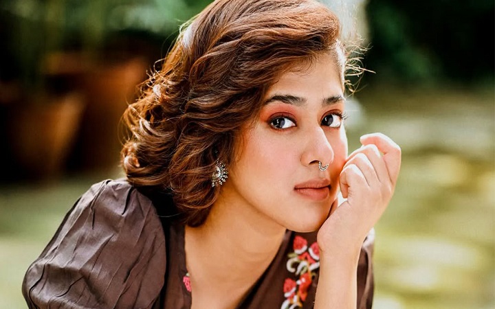 শুটিংয়ের মাঝে নাক দিয়ে রক্তক্ষরণ অভিনেত্রীর