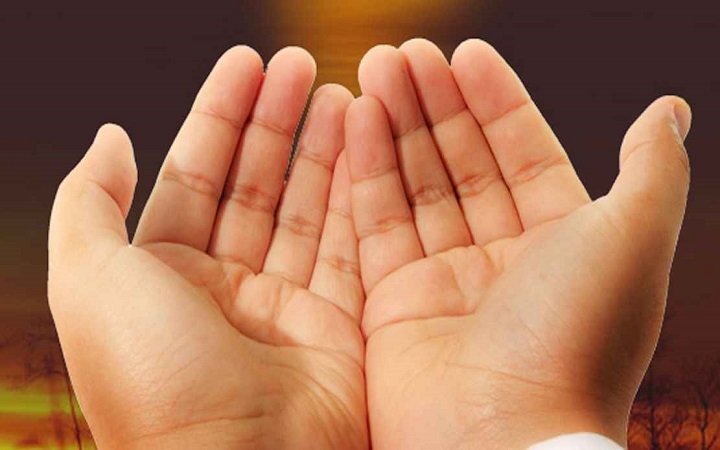 ফজরের পর যে দোয়া ১০ বার পড়লে সারাদিন কোনো গুনাহ কাছে ঘেঁষতে পারে না