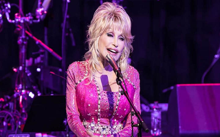ডলি পার্টনের অসুস্থতা নিয়ে যা জানা গেল
