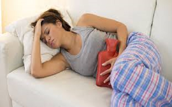 পিরিয়ডের ব্যথা কমানোর ঘরোয়া উপায় জেনে নিন