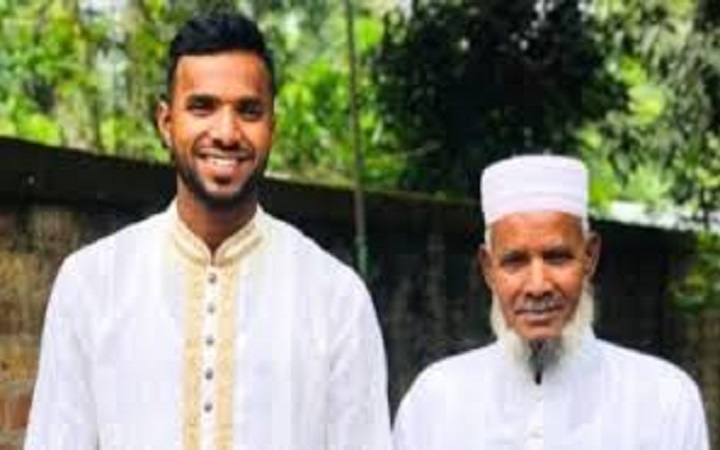 বাবা হারালেন ইবাদত