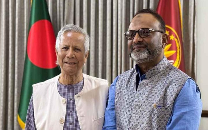 প্রধান উপদেষ্টার সঙ্গে ঢাবি উপাচার্যের সাক্ষাৎ