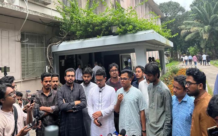 প্রশাসনকে ডাকসুর ৪৮ ঘণ্টার আল্টিমেটাম