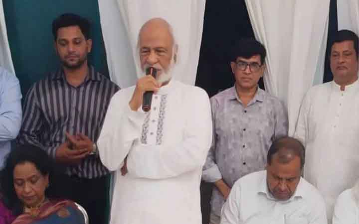 ক্ষমতার জন্য নয়, রাজনীতি হতে হবে জনগণের জন্য: মঈন খান