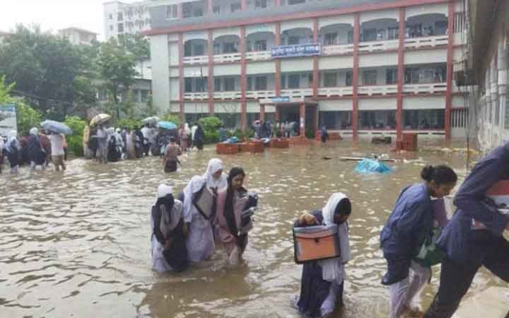 বৈরী আবহাওয়ার দিনে এইচএসসিতে অনুপস্থিত সাড়ে ১৯ হাজার পরীক্ষার্থী, বহিষ্কার ২৯