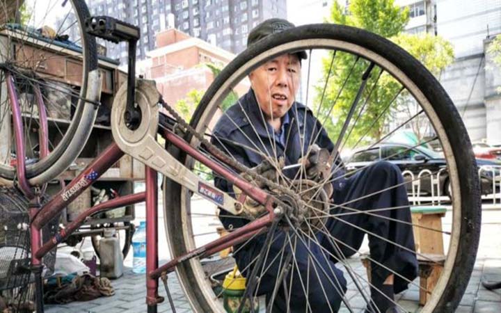 বিশ্ব অর্থনীতির চাকা ঘুরতে কত সময় নিবে?