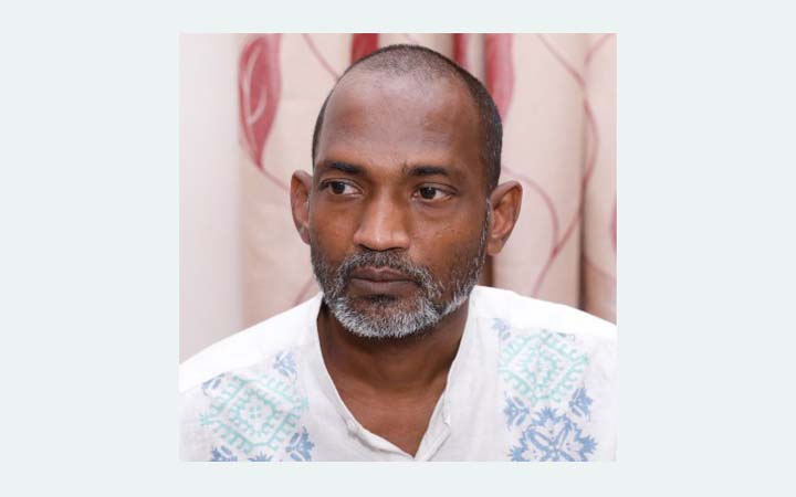 নির্যাতনের অভিযোগে আদালতে মামলা করলেন কার্টুনিস্ট কিশোর