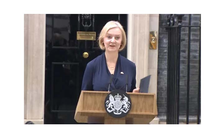 ব্রিটেনের প্রধানমন্ত্রী লিজ ট্রাসের পদত্যাগ