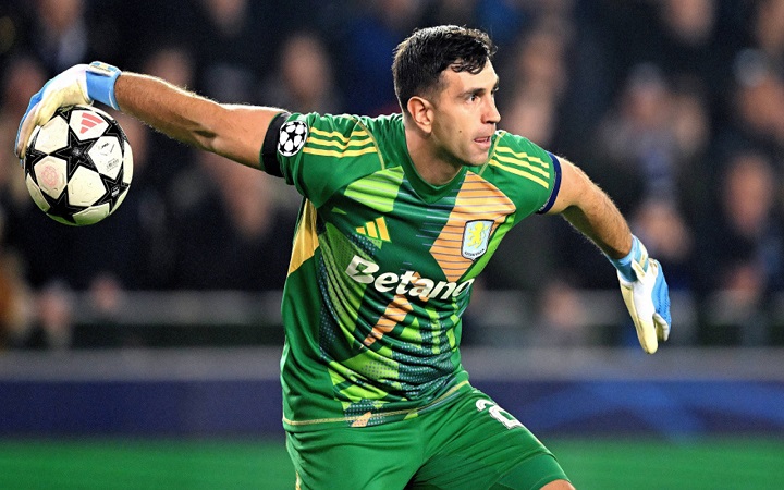 আর্জেন্টিনার দল থেকে বাদ পড়ছেন মার্টিনেজ!