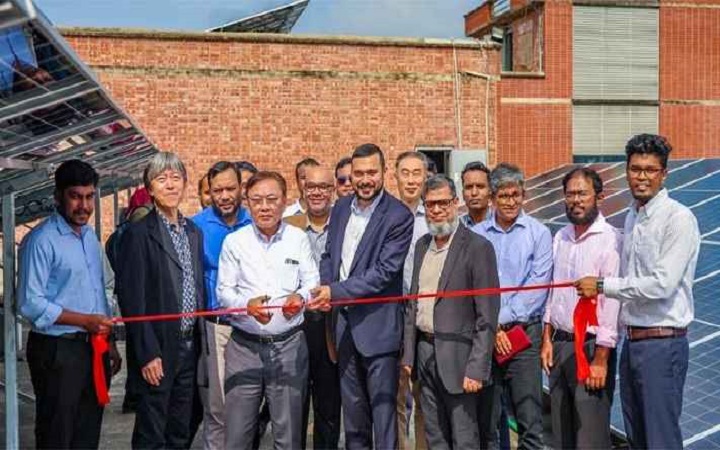 ডিইপিজেডে ৪২৪ কিলোওয়াটের সৌরবিদ্যুৎ প্রকল্প চালু