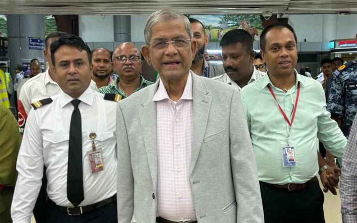 স্বাস্থ্য পরীক্ষার জন্য সিঙ্গাপুর গেলেন মির্জা ফখরুল