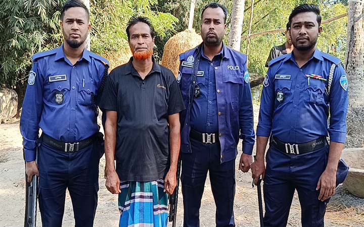 কৃষি জমির টপসয়েল বিক্রি, লাখ টাকা জরিমানা