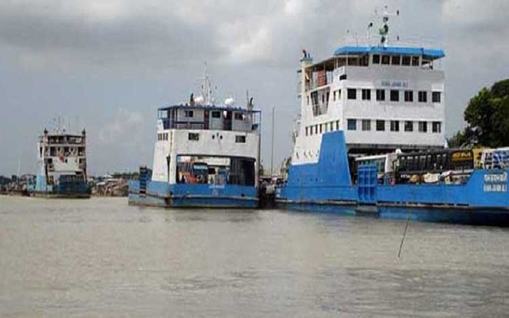 পাটুরিয়া-দৌলতদিয়ায় ফেরি চলাচল শুরু