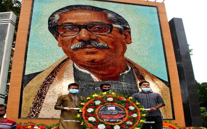 শোক দিবসে ইবি প্রেসক্লাবের শ্রদ্ধাঞ্জলি