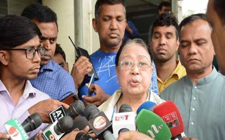 খালেদা জিয়াকে মানবিক বিবেচনায় মুক্তি দিন : সেলিমা ইসলাম