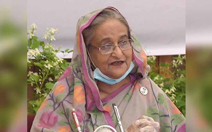 ব্যাংক ঋণের ২ হাজার কোটি টাকা সুদ মওকুফের ঘোষণা প্রধানমন্ত্রীর