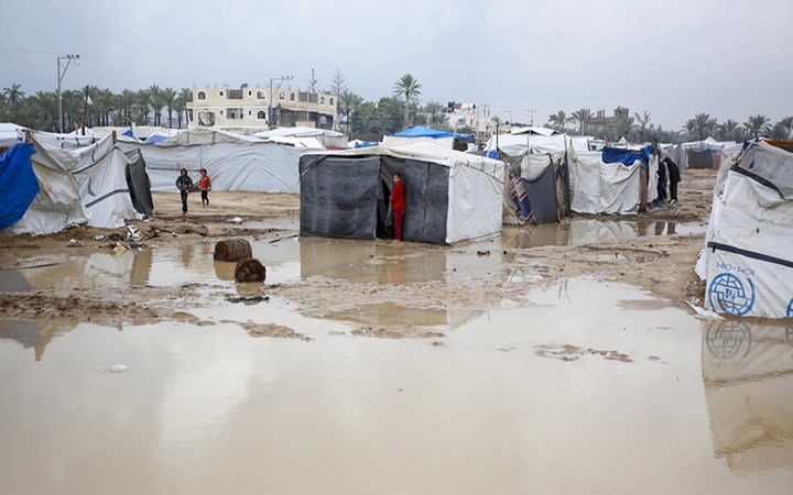 এবার ভারী বৃষ্টিপাত-বন্যা-তীব্র ঠান্ডায় বিপর্যস্ত গাজা, নিহত ১৪